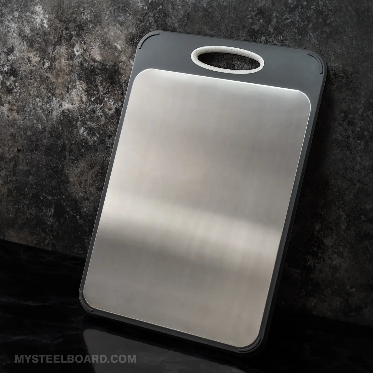 Zizzeo™ Titanium Cutting Board